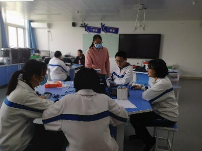 Cultivating Young Makers: The 'Smart Medical Care Bed' by Students from Beijing's Miyun District No. 2 High School
