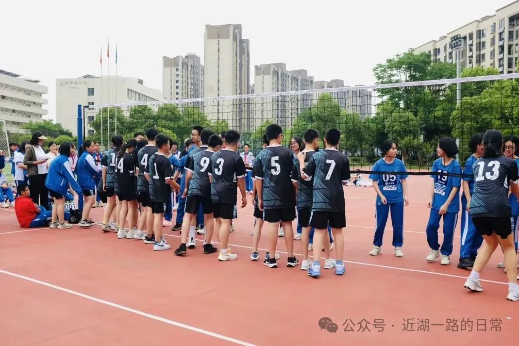 The Strongest Echo of Youth! Class C2421 Shines with Passion on the Volleyball Court
