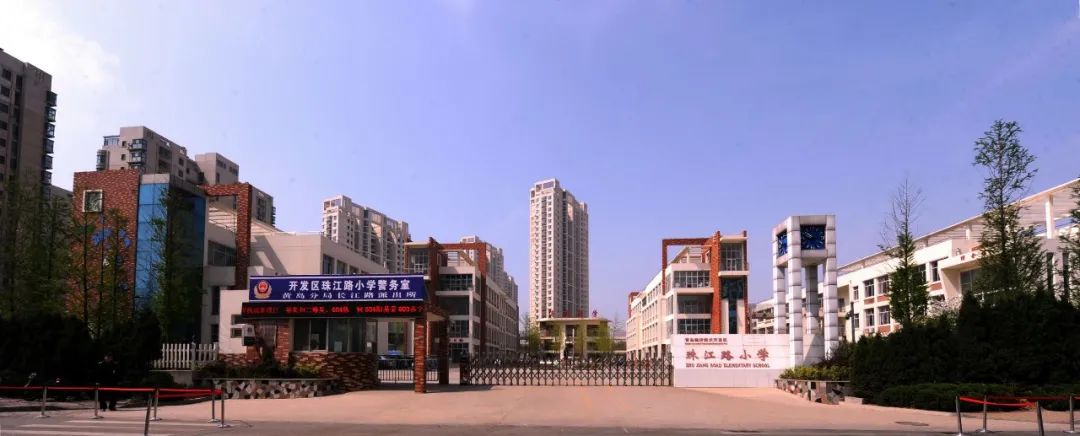 DIY Solar-Powered Car: A STEM Technology Showcase