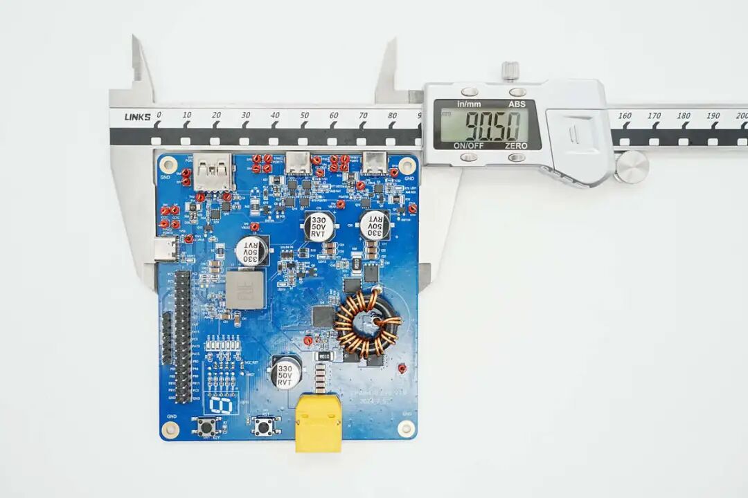 Analysis of the 140W Multi-Port Power Bank Reference Design Powered by the Next-Generation Flagship SoC CPW6430 from Chipsea Technology