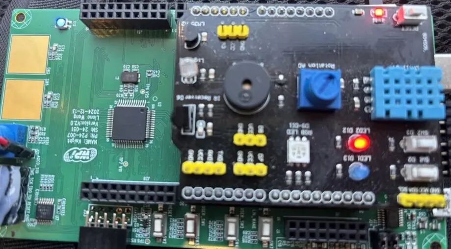 NXP S32K312 Development Board Review | Based on S32K312 - Implementing a Small Desk Lamp Function Using ADC to Control PWM Duty Cycle