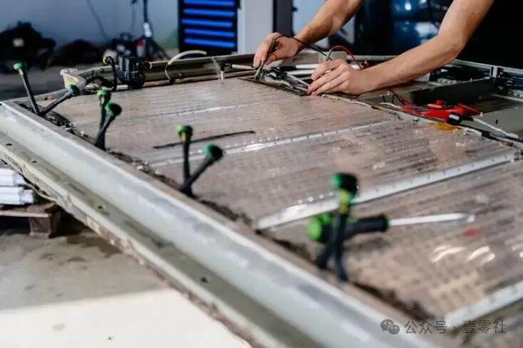 Automakers Shift Focus: The Race for Semiconductor Materials