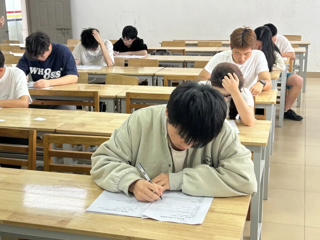 Promoting Learning through Competition | The Information Engineering College C Language Programming Competition Concludes Successfully!