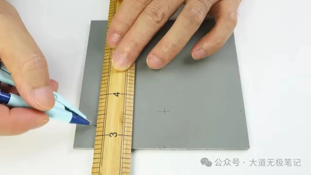 How to Build a High-Performance Mini Desktop Scroll Saw