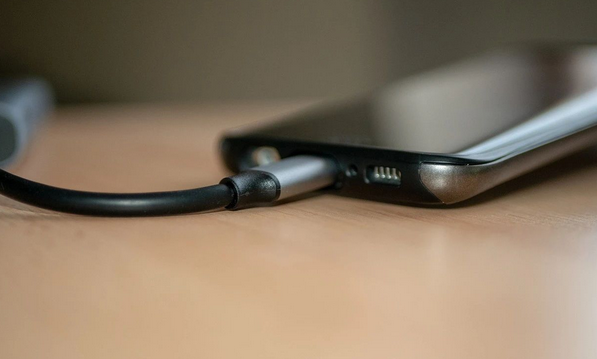 Comprehensive Analysis of High-Speed Interfaces in STM32 Microcontrollers