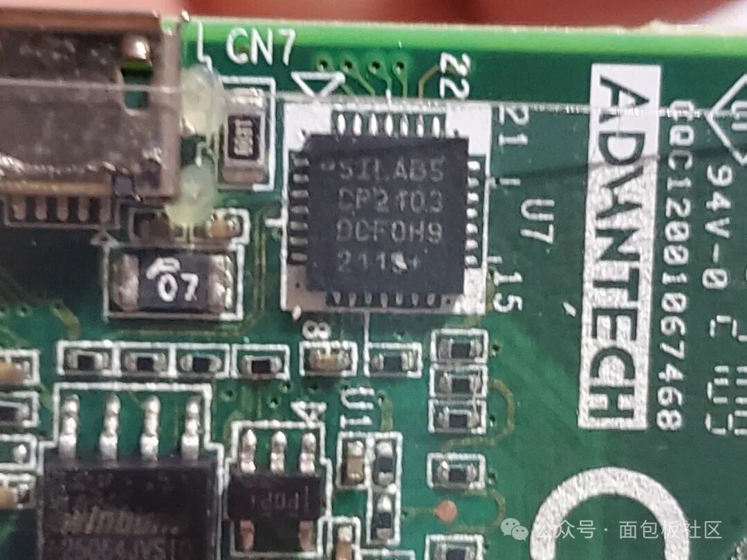 Dissecting the Advantech Vibration Sensor Worth Over 3000: An Inside Look at Its Structure and Chip Solutions