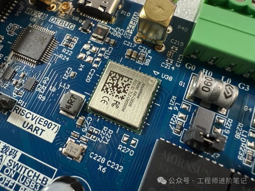 Embedded Hardware and Software Design: How to Evaluate Custom Requirements from an Overall Architecture Perspective?