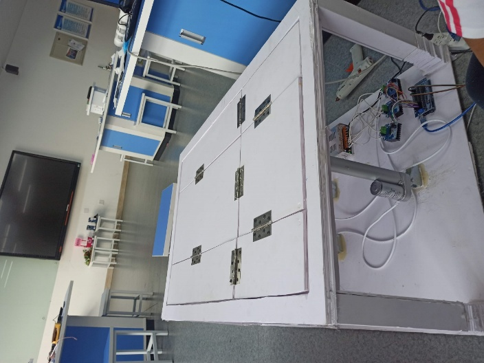 Cultivating Young Makers: The 'Smart Medical Care Bed' by Students from Beijing's Miyun District No. 2 High School