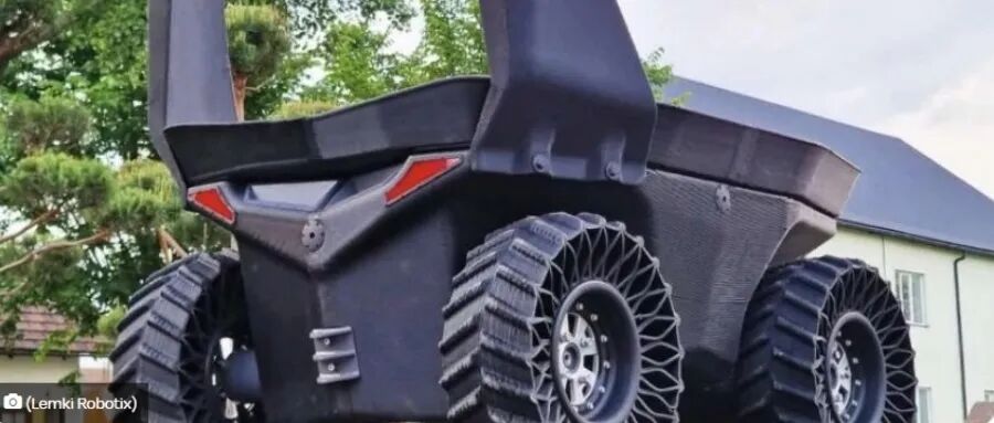 World's First All-3D Printed Off-Road Robot