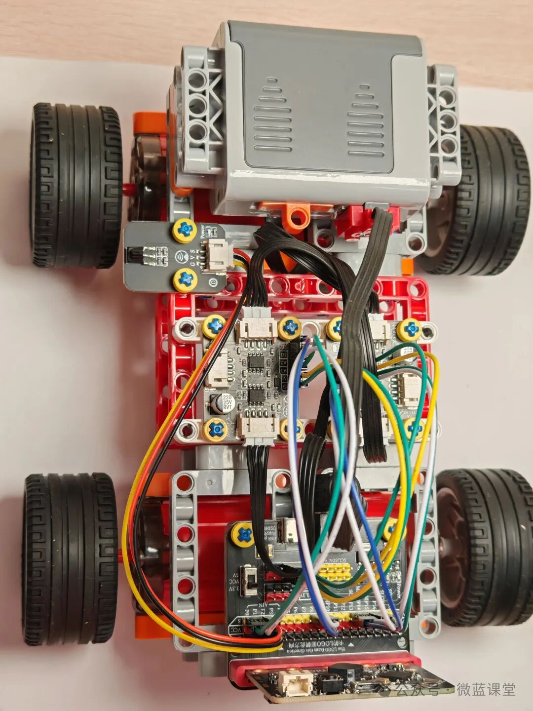 Micro:bit | Comprehensive Project 10 - Remote-Controlled Four-Wheel Drive Car