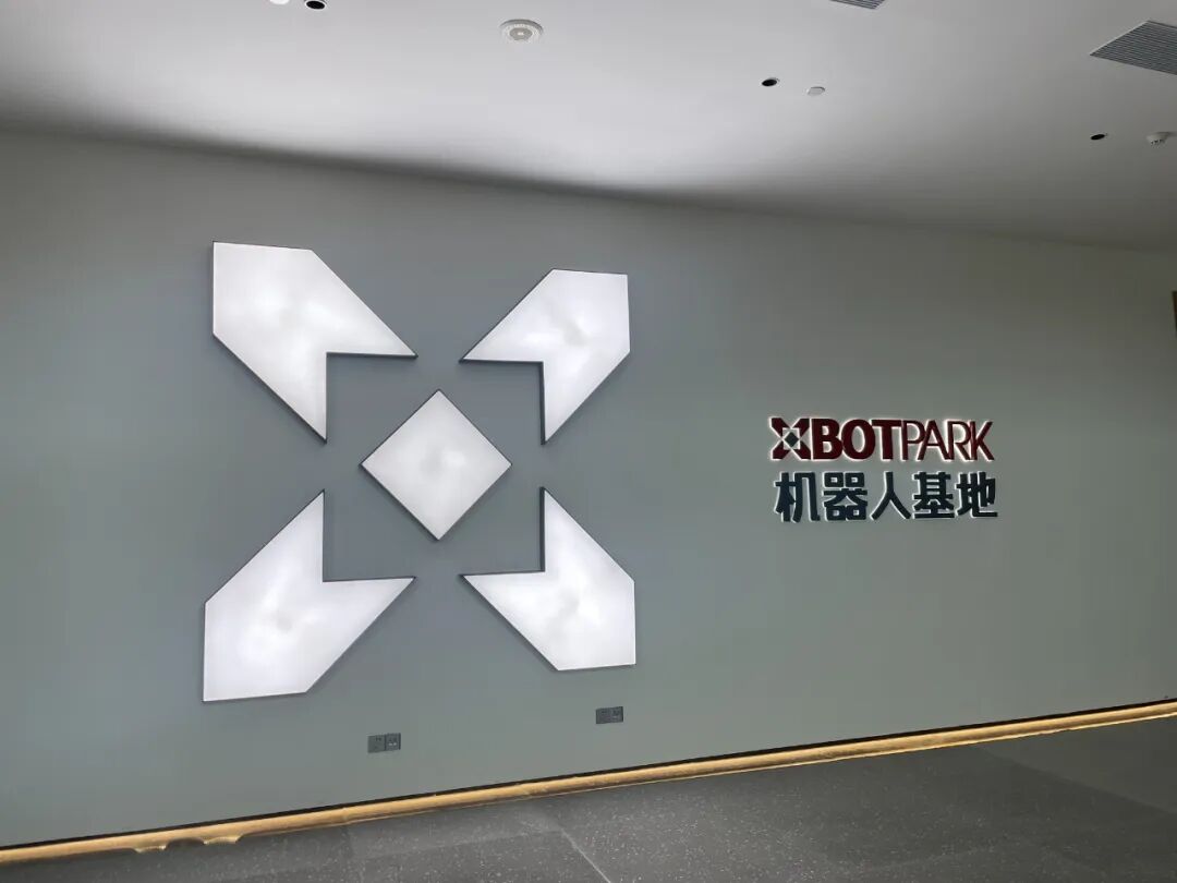 This Robot Received Praise from Elon Musk!