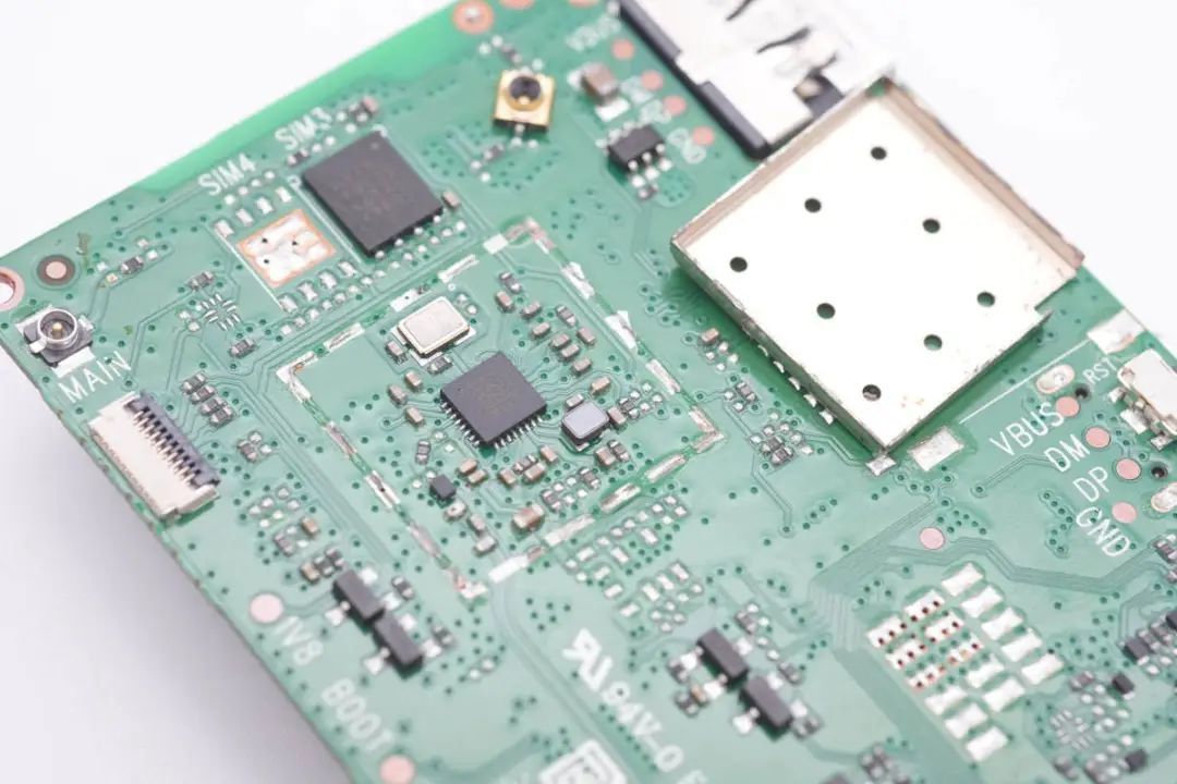 Disassembly Report: Wireless Cat Spirit Portable WiFi Power Bank