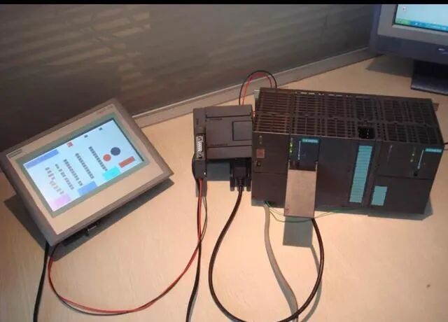 PLC Temperature and Humidity Monitoring: Environmental Data Collection to Ensure Optimal Equipment Operation!
