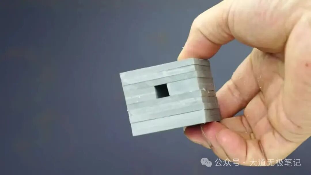 How to Build a High-Performance Mini Desktop Scroll Saw