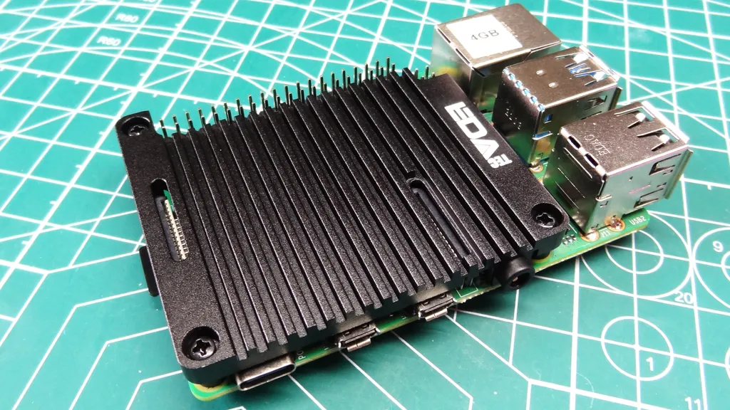 Cooling! Cooling! Cooling! Essential Heat Sinks for Raspberry Pi 4/5 Reviewed!