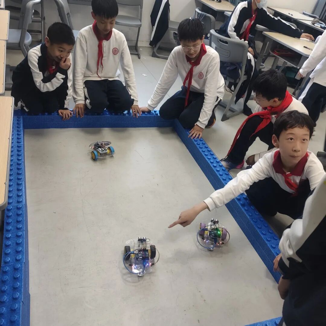 Ultrasonic Obstacle Avoidance Car