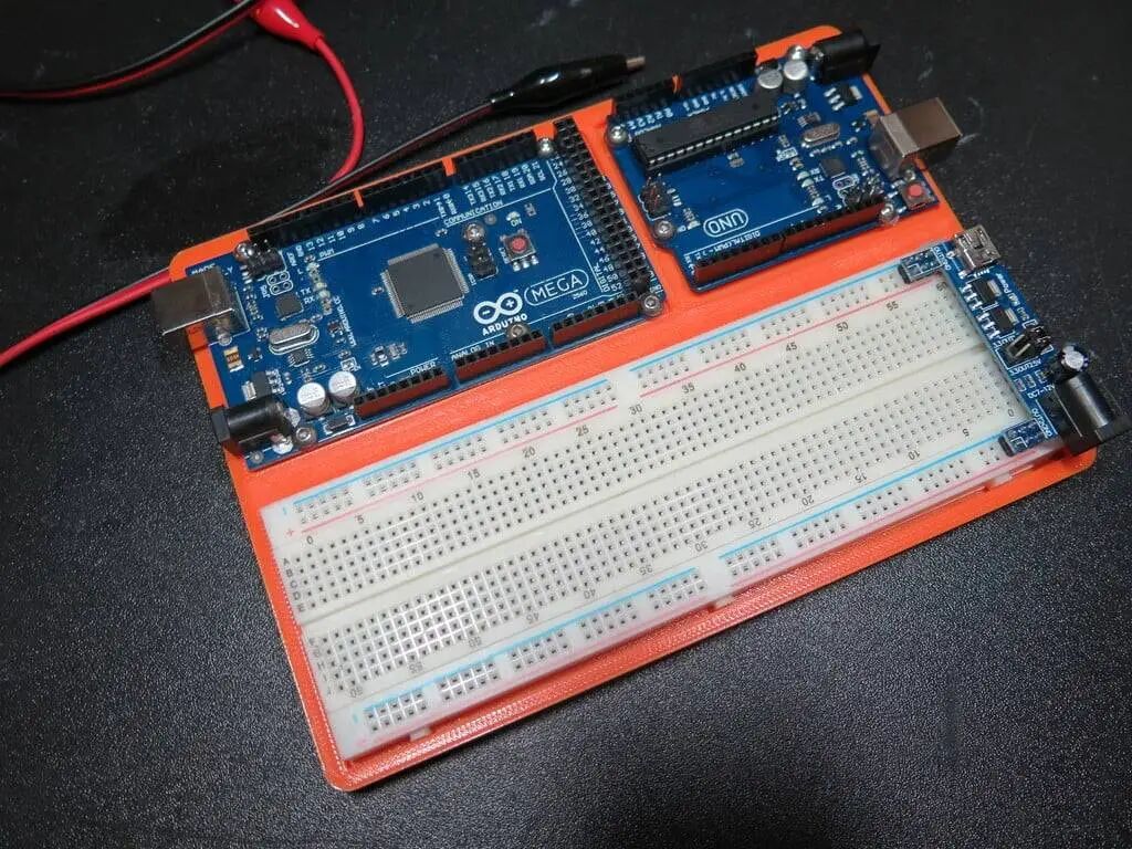 Build Your Desktop Electronic "Aircraft Carrier" with the Arduino Development Platform! 3D Printed Test Platform Integrates Development Boards, Breadboards, and Power Supply to Boost Your Development Efficiency