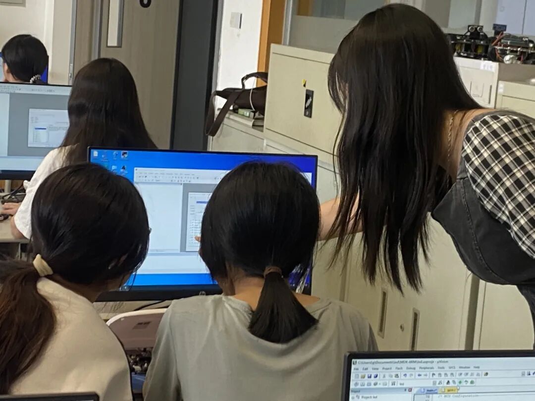 Event Recap | Decoding the Magic of the 51 Microcontroller