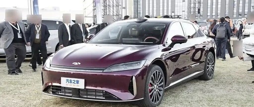 Disrupting the C-Class Car Landscape! The Global Debut of the Fengyun A9L Redefines New Standards of Safety and Luxury