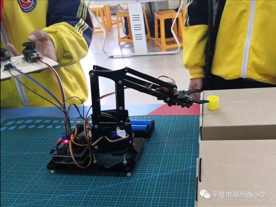 Hands-On Series: Building a Transport Robot