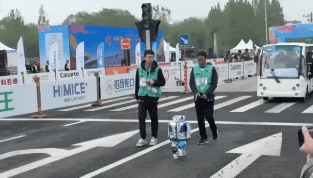 AI Robots Play Soccer, and the MVP is Surprisingly the Stretcher...