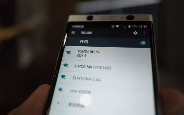 High-Speed Wi-Fi on High-Speed Trains: Ten Times Faster than 4G