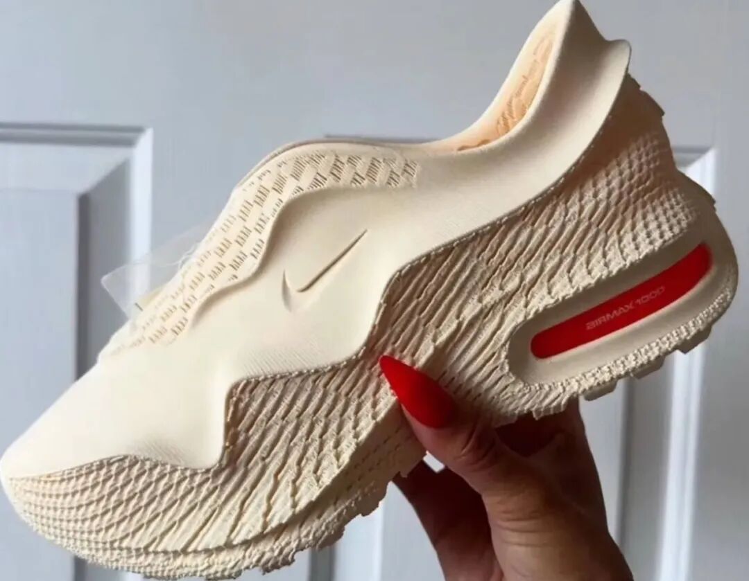 Is 1500 Yuan Worth It? Nike's First Zero-Waste 3D Printed Shoe Revealed