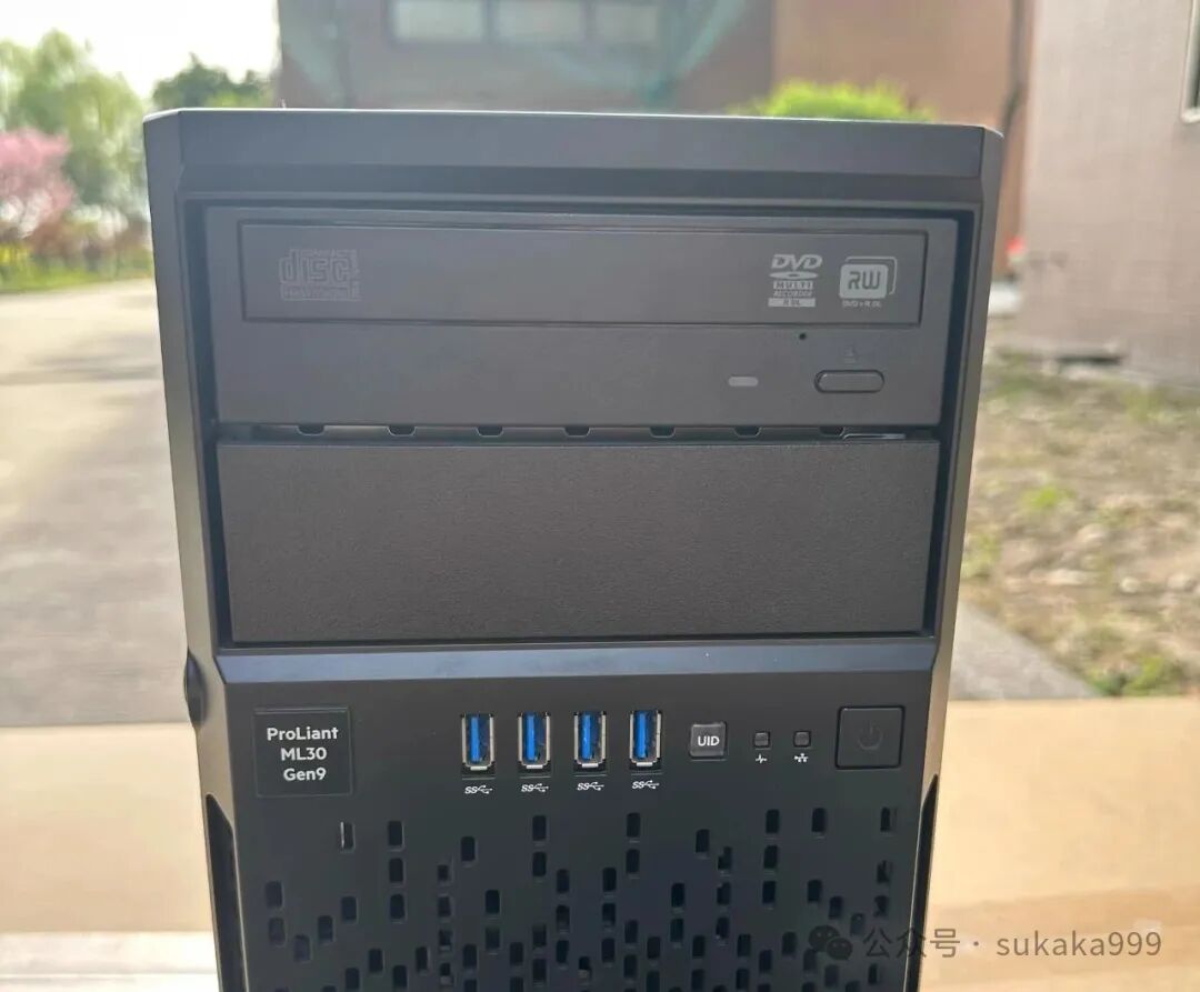 Building a Cost-Effective Home Server with 7-Bay HP ML30 Gen9
