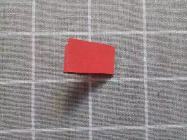 Creative Robot Crafting for Kindergarten: Little Scientists Start with Robots