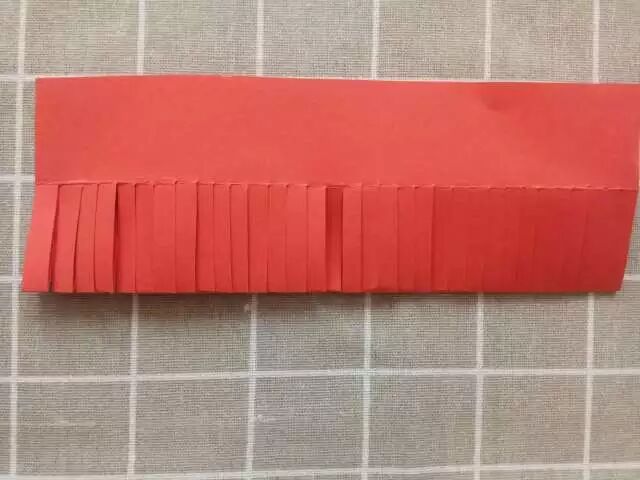 Creative Robot Crafting for Kindergarten: Little Scientists Start with Robots