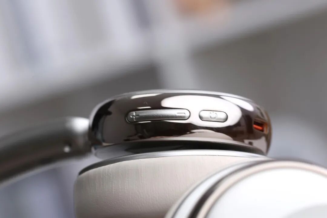 Bluetooth Headphones Under 200 Yuan: A Nostalgic Journey Back to the Millennium