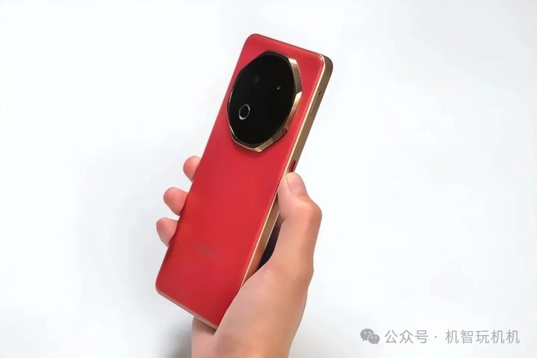 A Conscientious Device Priced Just Over 500: 120Hz High Refresh Rate LCD Screen + Domestic 5G Strong Chip + 6600mAh Large Battery!