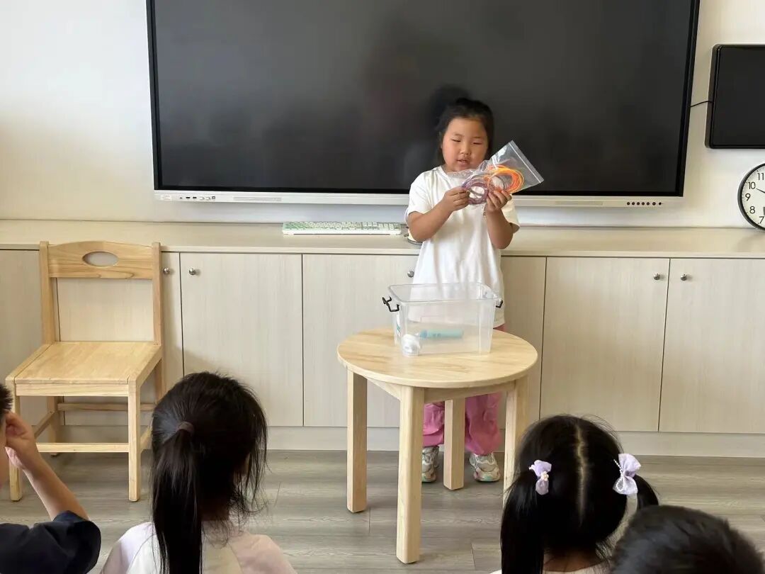 The Colorful Course: The Adventure of Stationery