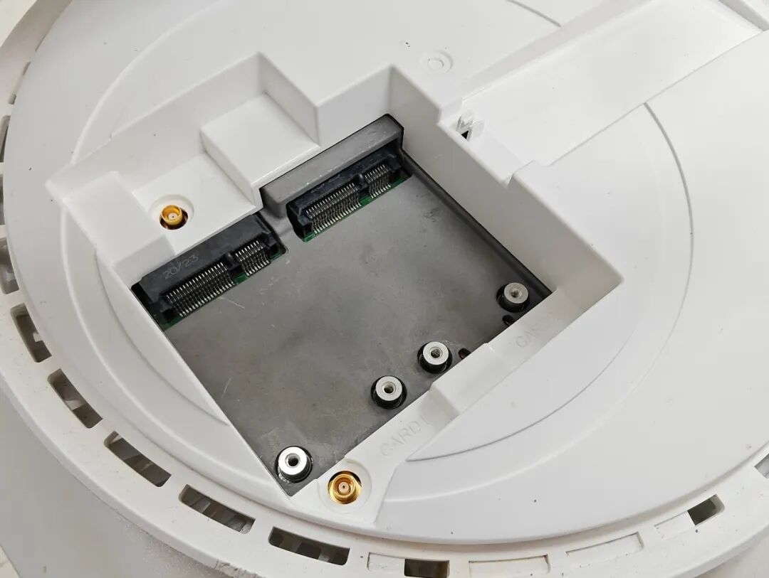 Getting Started with AirEngine 5760-51