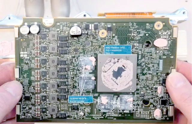 In-Depth Analysis of Tesla's Third-Generation Infotainment System: Powered by AMD, What Makes It the Strongest in Production Cars?