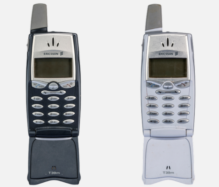 Communication History Series 833 - Who Was the First Mobile Phone to Support Bluetooth in the World - 2001