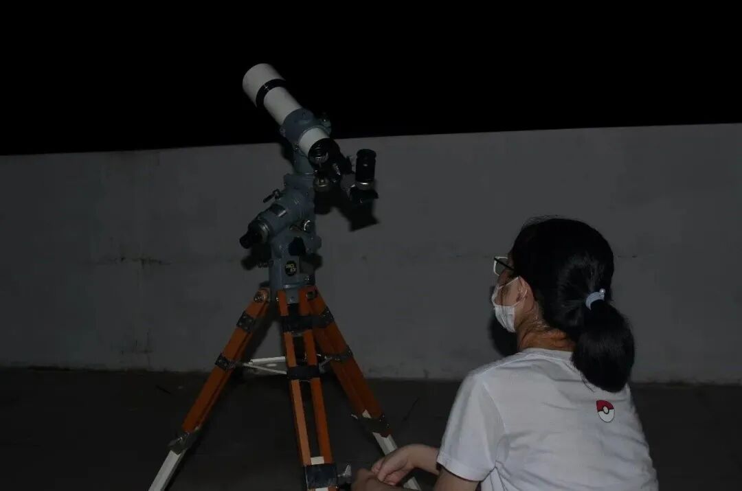 Wanyuan Students Are Not Simple | Gazing at the Stars, Waiting to Bloom