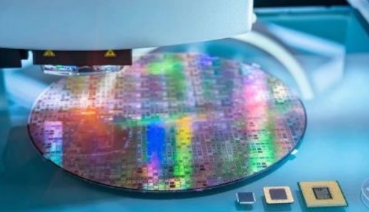 Chip-Level Spectrometers Break Through "Bottlenecks", Baoshan Incubates New Hard Tech Stars with "Investment First, Shares Later"