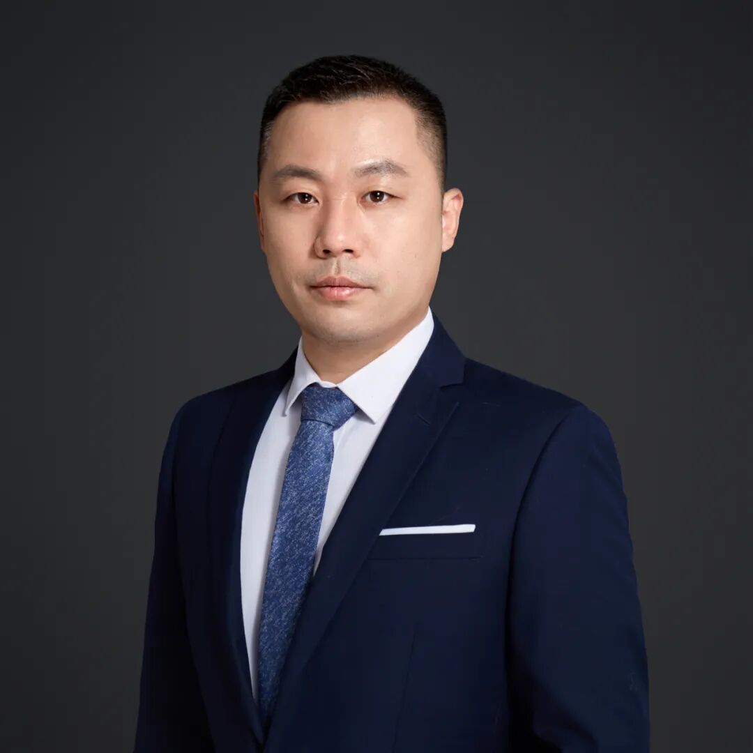 Edge Intelligence: A New Engine of Transformation in the Digital Wave