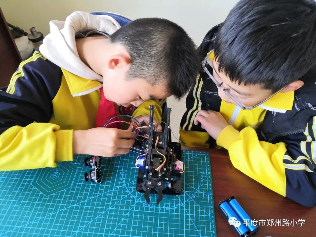 Hands-On Series: Building a Transport Robot