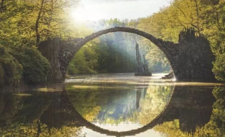 What is the Quality of Poetry Written by Microsoft's Xiaoice?