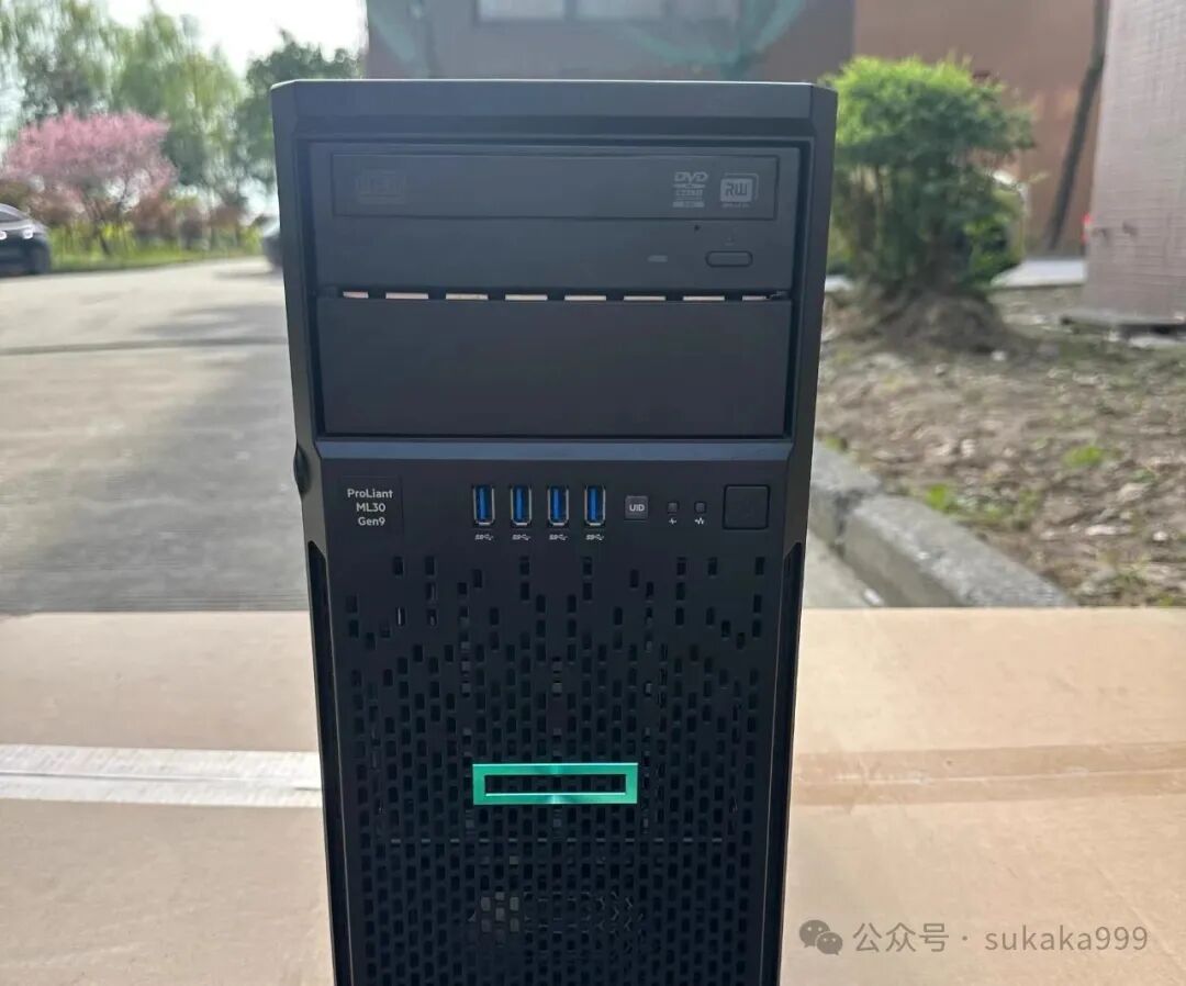Building a Cost-Effective Home Server with 7-Bay HP ML30 Gen9