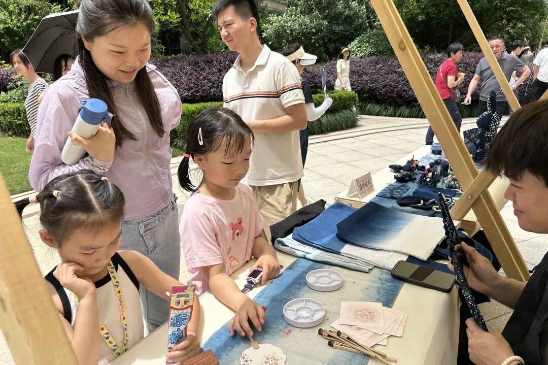 The Successful Conclusion of the IoT Community Neighborhood Festival: "Traditional Intangible Cultural Heritage Meets Modern Technology, Building a Harmonious Neighborhood New Trend"