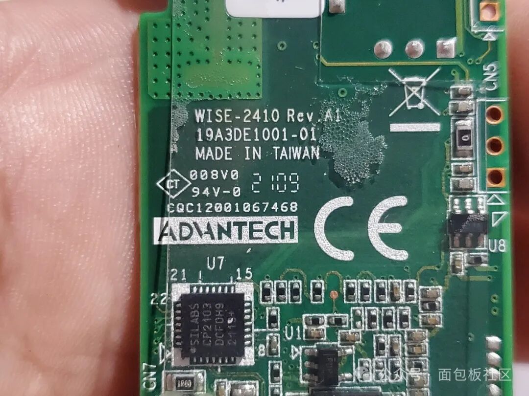 Dissecting the Advantech Vibration Sensor Worth Over 3000: An Inside Look at Its Structure and Chip Solutions
