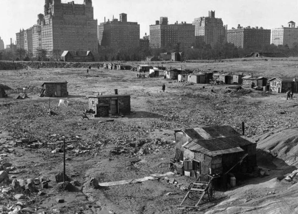 Texas Instruments: The Legendary Entrepreneurial Journey from Oil Exploration to Analog Semiconductor Giant