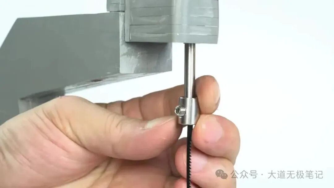 How to Build a High-Performance Mini Desktop Scroll Saw