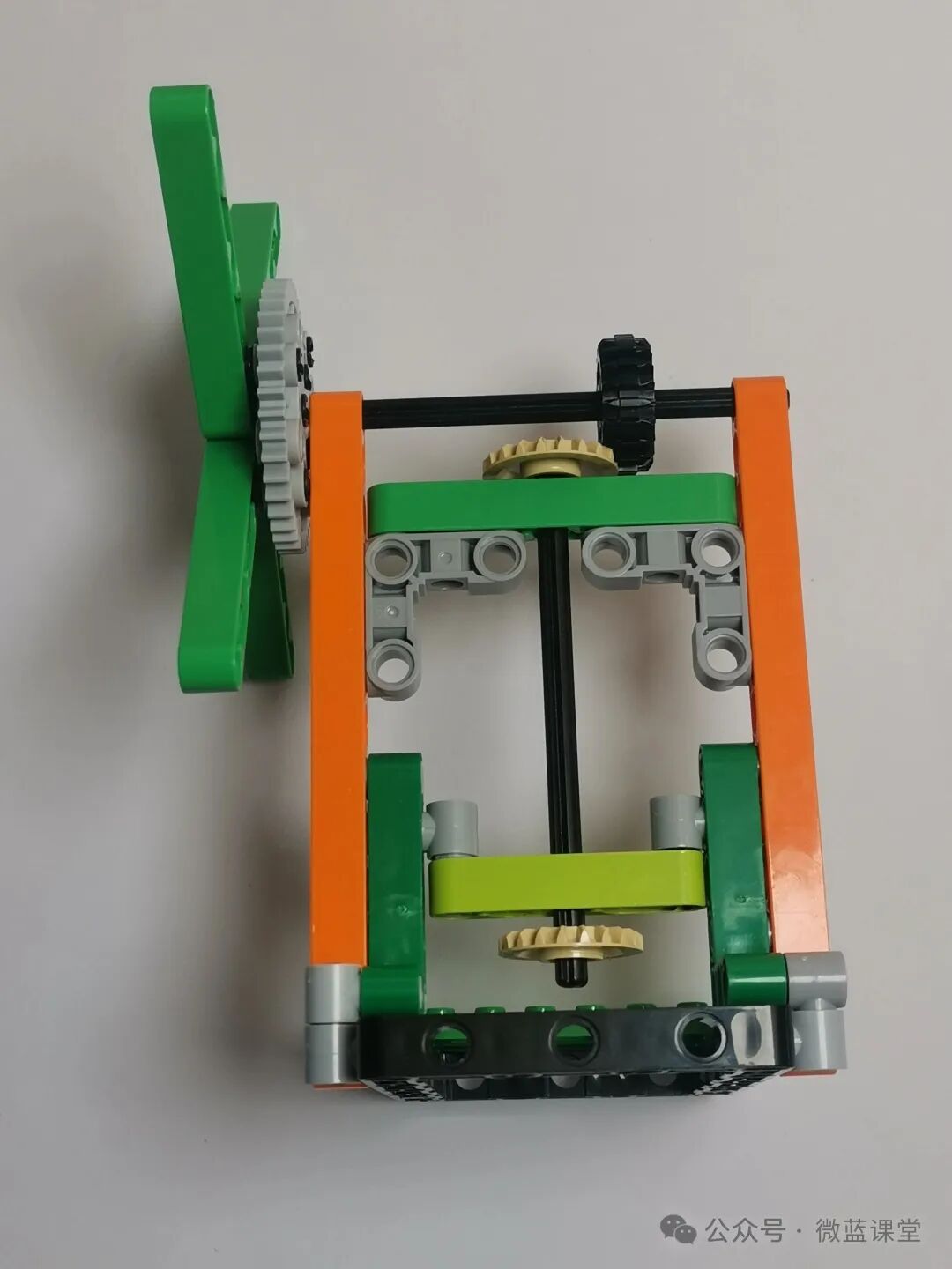 Micro:bit Project 03 - Speed Control Fan - Information Technology Course