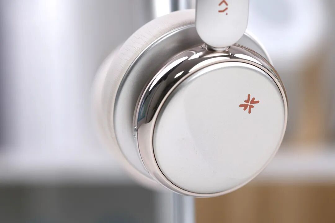 Bluetooth Headphones Under 200 Yuan: A Nostalgic Journey Back to the Millennium