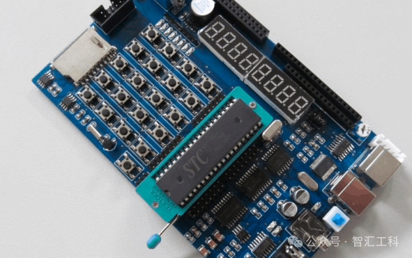 Differences Between Microcontrollers and PLCs: An In-Depth Analysis of Two Core Industrial Control Technologies