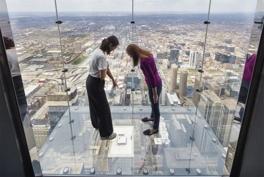 SOM Design Firm | Willis Tower: The Tallest in Chicago, Third in the U.S.